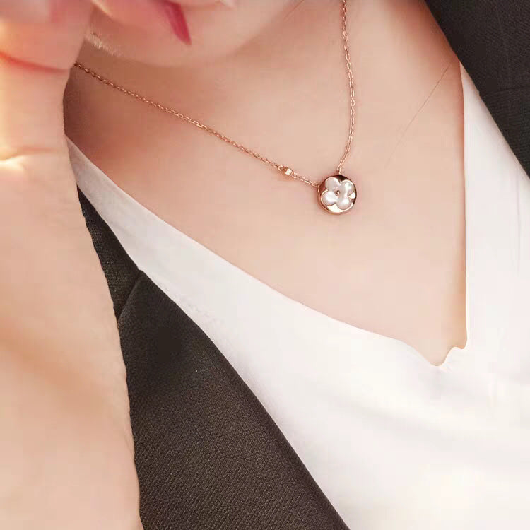 [Royal Jewellery]SUN MOP GOLD 1 DIAMOND NECKLACE
