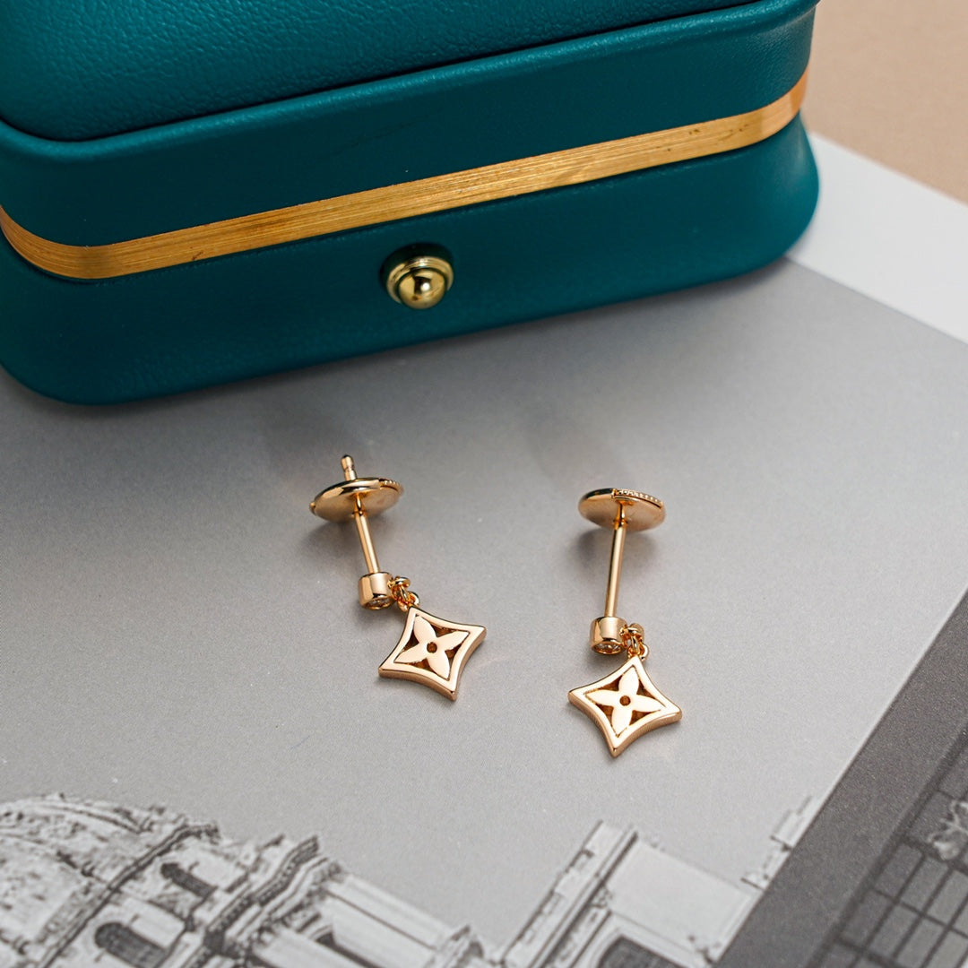 [Royal Jewellery]STAR EARRINGS GOLD