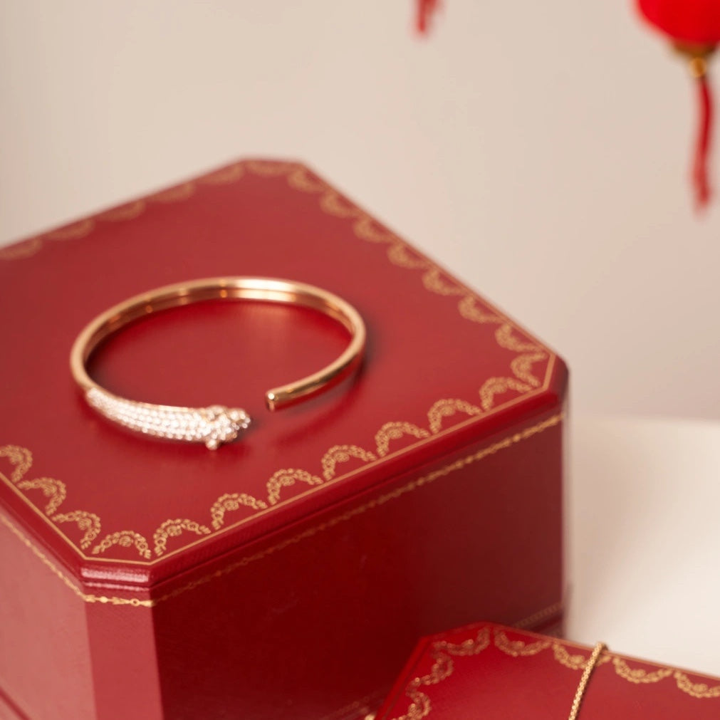 [Royal Jewellery]PANTHERE ROSE GOLD DIAMOND OPEN BRACELET