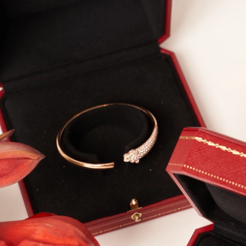 [Royal Jewellery]PANTHERE ROSE GOLD DIAMOND OPEN BRACELET
