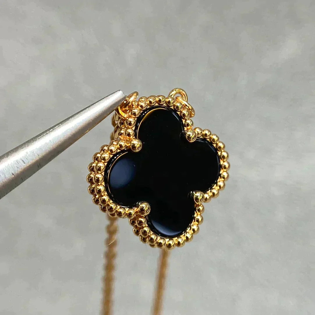 [Royal Jewellery]CLOVER 15MM BLACK ONYX SINGLE FLOWER NECKLACE