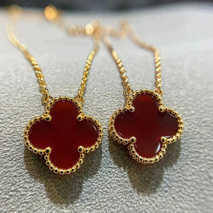 [Royal Jewellery]CLOVER 15MM CARNELIAN SINGLE FLOWER NECKLACE