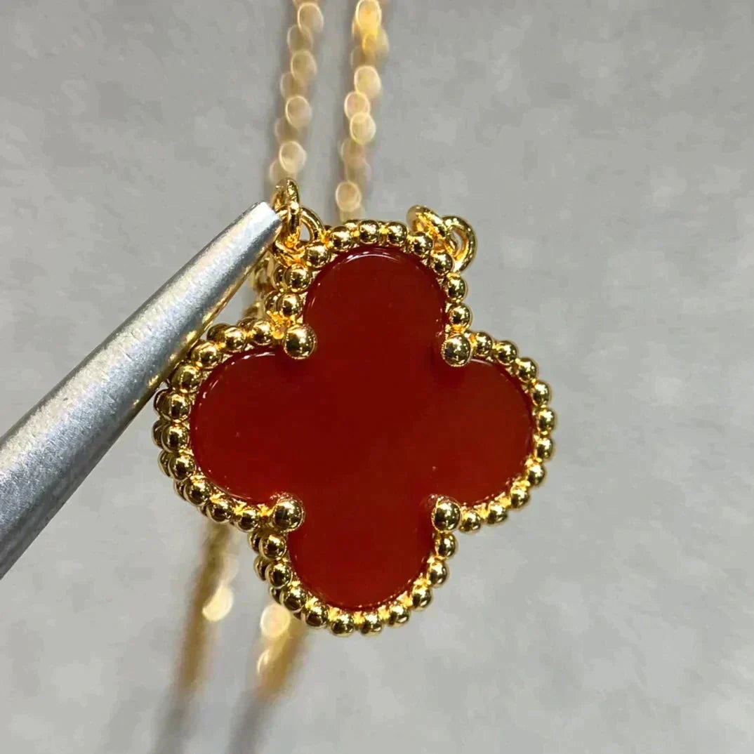 [Royal Jewellery]CLOVER 15MM CARNELIAN SINGLE FLOWER NECKLACE