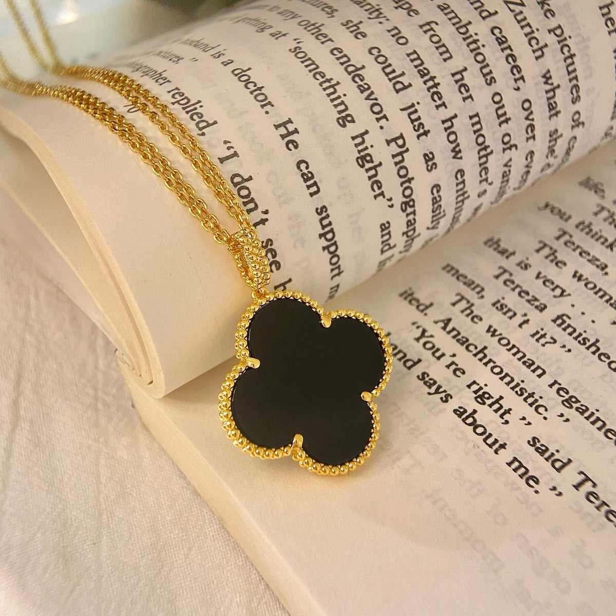 [Royal Jewellery]CLOVER 25MM NECKLACE GOLD ONYX