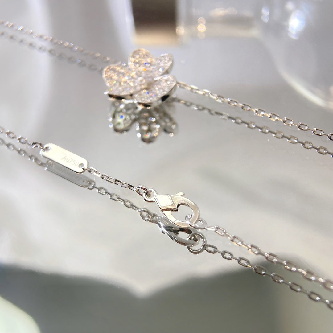 [Royal Jewellery]FLOWER DIAMOND NECKLACE