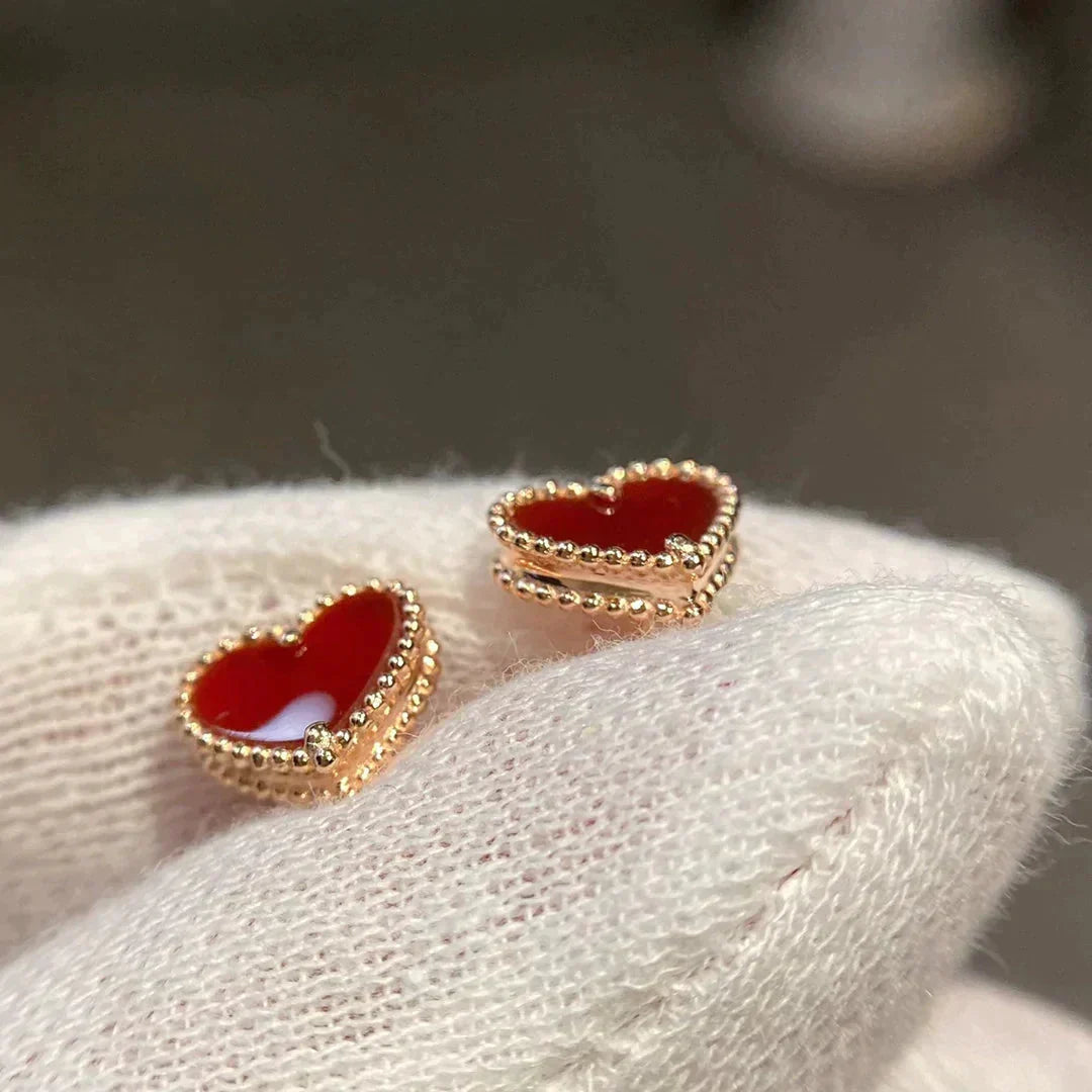 [Royal Jewellery]HEART CARNELIAN STUD EARRINGS