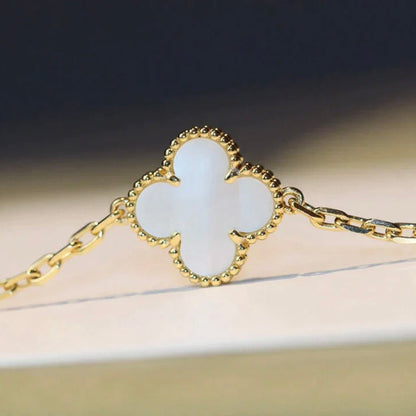 [Royal Jewellery]CLOVER 20 MOTIFS WHITE MOP NECKLACE