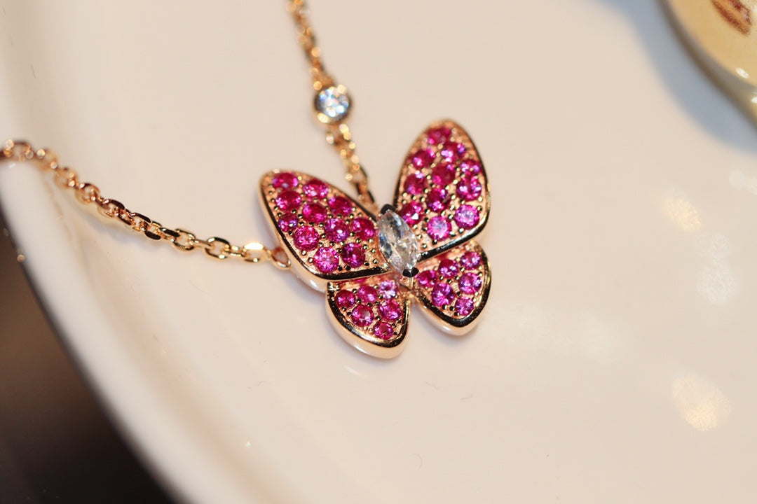 [Royal Jewellery]BUTTERFLY RED DIAMOND ROSE GOLD NECKLACE