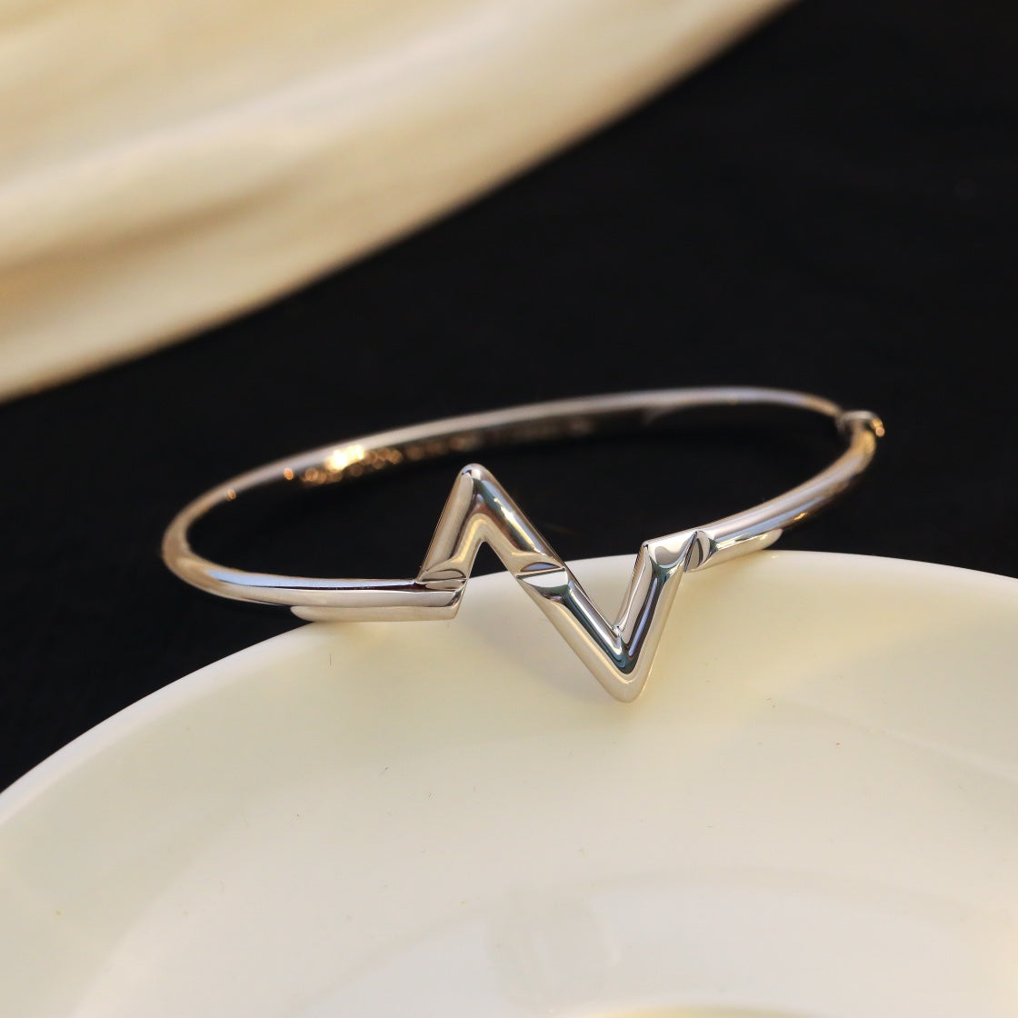 [Royal Jewellery]VOLTE UPSITE DOWN BRACELET