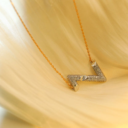 [Royal Jewellery]VOLT SILVER DIAMOND PEDANT NECKLACE