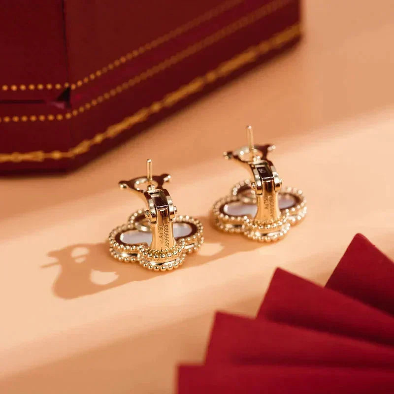 [Royal Jewellery]CLOVER MEDIUM 1 MOTIFS  WHITE MOP STUD EARRINGS