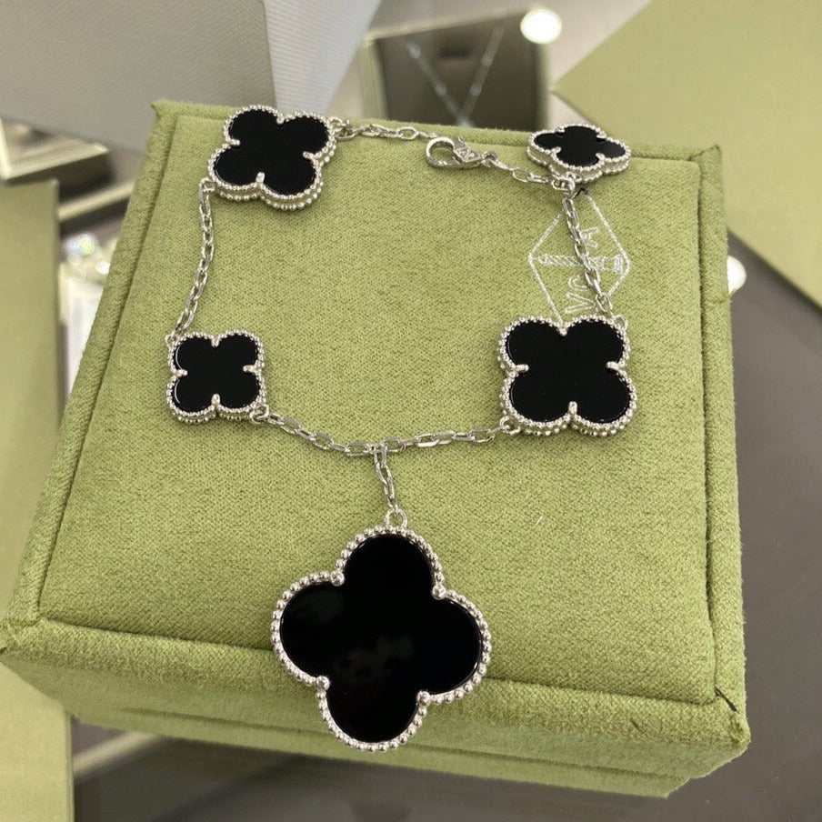 [Royal Jewellery]CLOVER 5 MOTIFS SIVLER ONYX BRACELET
