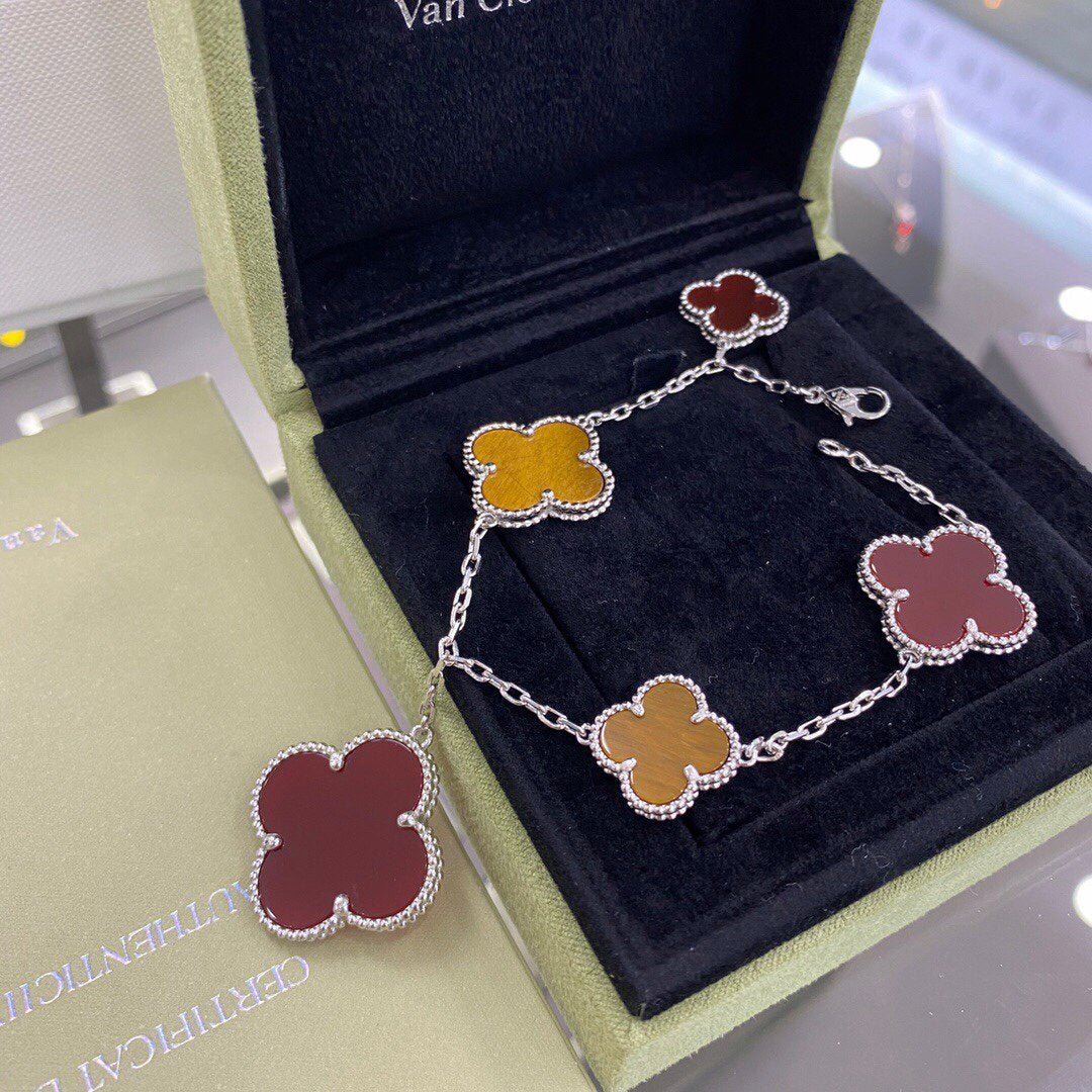 [Royal Jewellery]CLOVER 5 MOTIFS SIVLER CARNELIAN TIGER EYE BRACELET