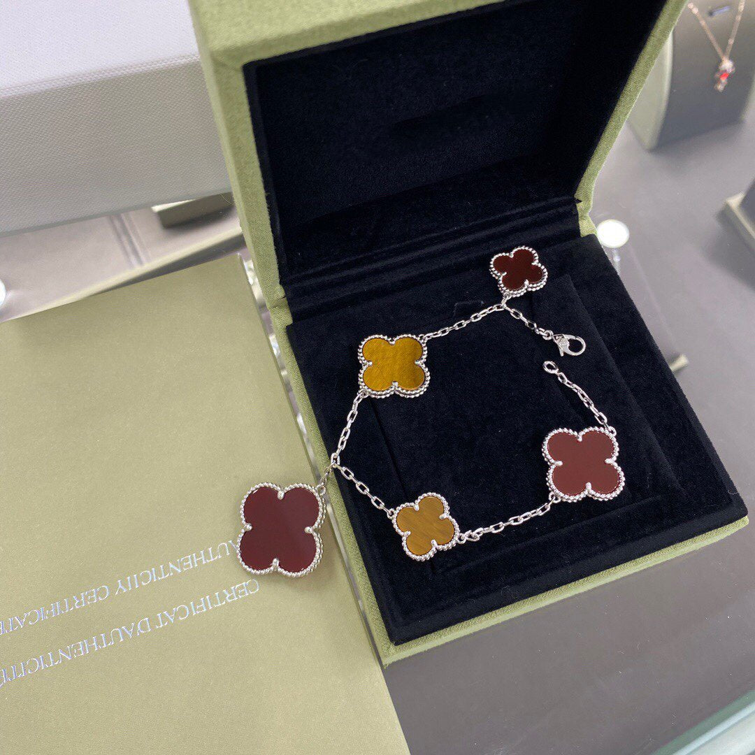[Royal Jewellery]CLOVER 5 MOTIFS SIVLER CARNELIAN TIGER EYE BRACELET