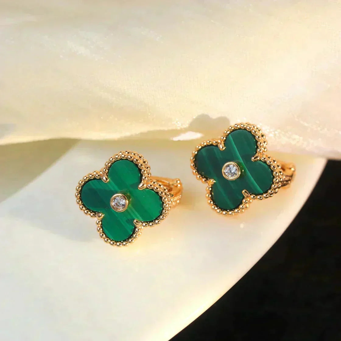 [Royal Jewellery]CLOVER MEDIUM 1 MOTIFS MALACHITE DIAMOND EARRINGS