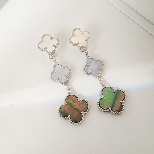 [Royal Jewellery]CLOVER 3 MOTIFS CHALCEDONY DARK MOP SILVER EARRINGS