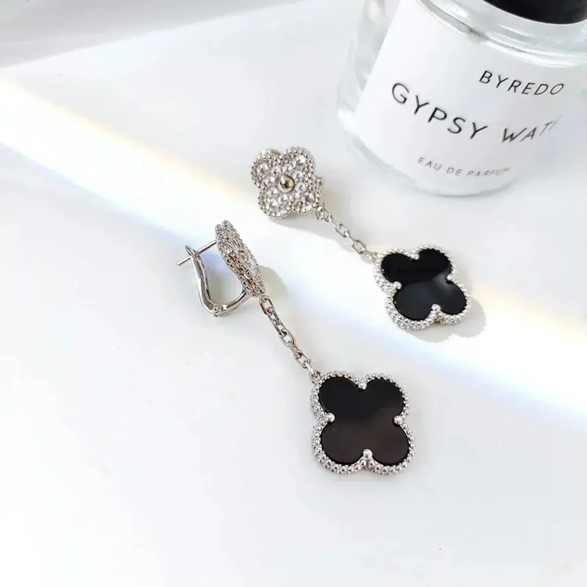 [Royal Jewellery]CLOVER 2 MOTIFS  DIAMOND ONYX EARRINGS SILVER