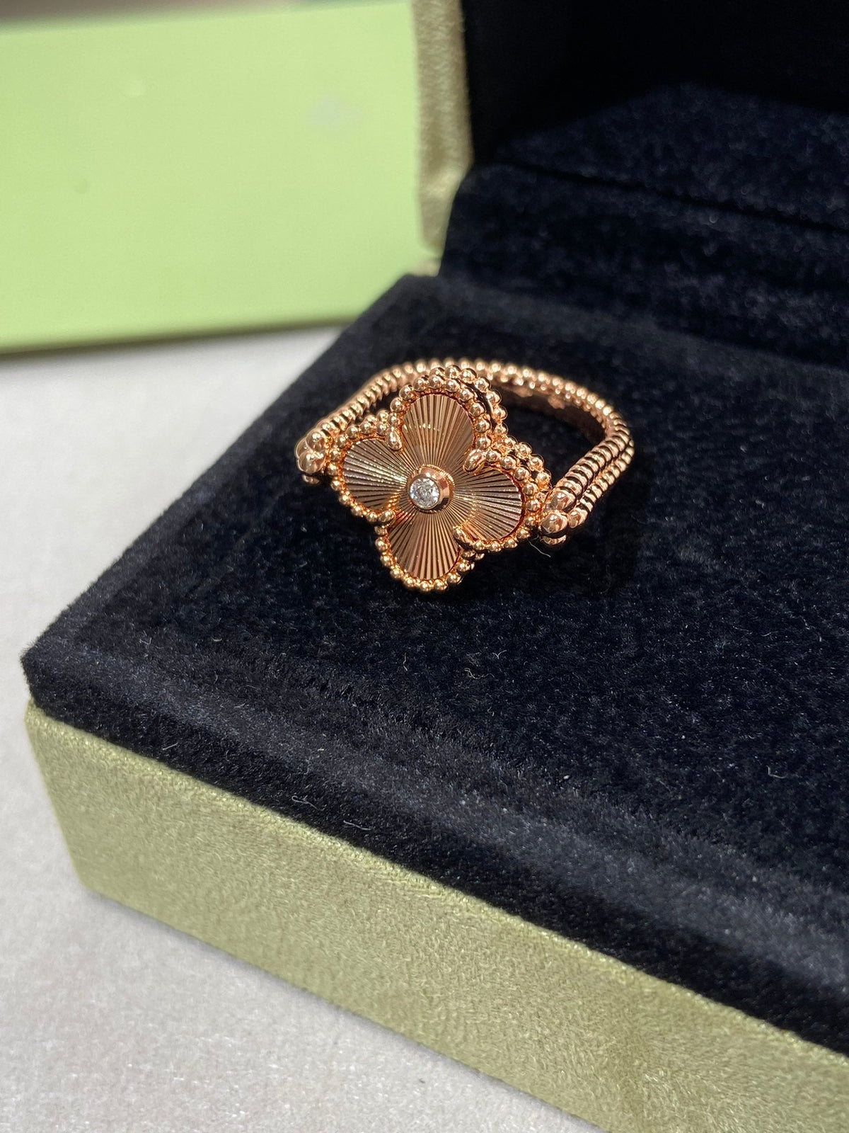 [Royal Jewellery]CLOVER RIVERSIBLE ROSE GOLD RING