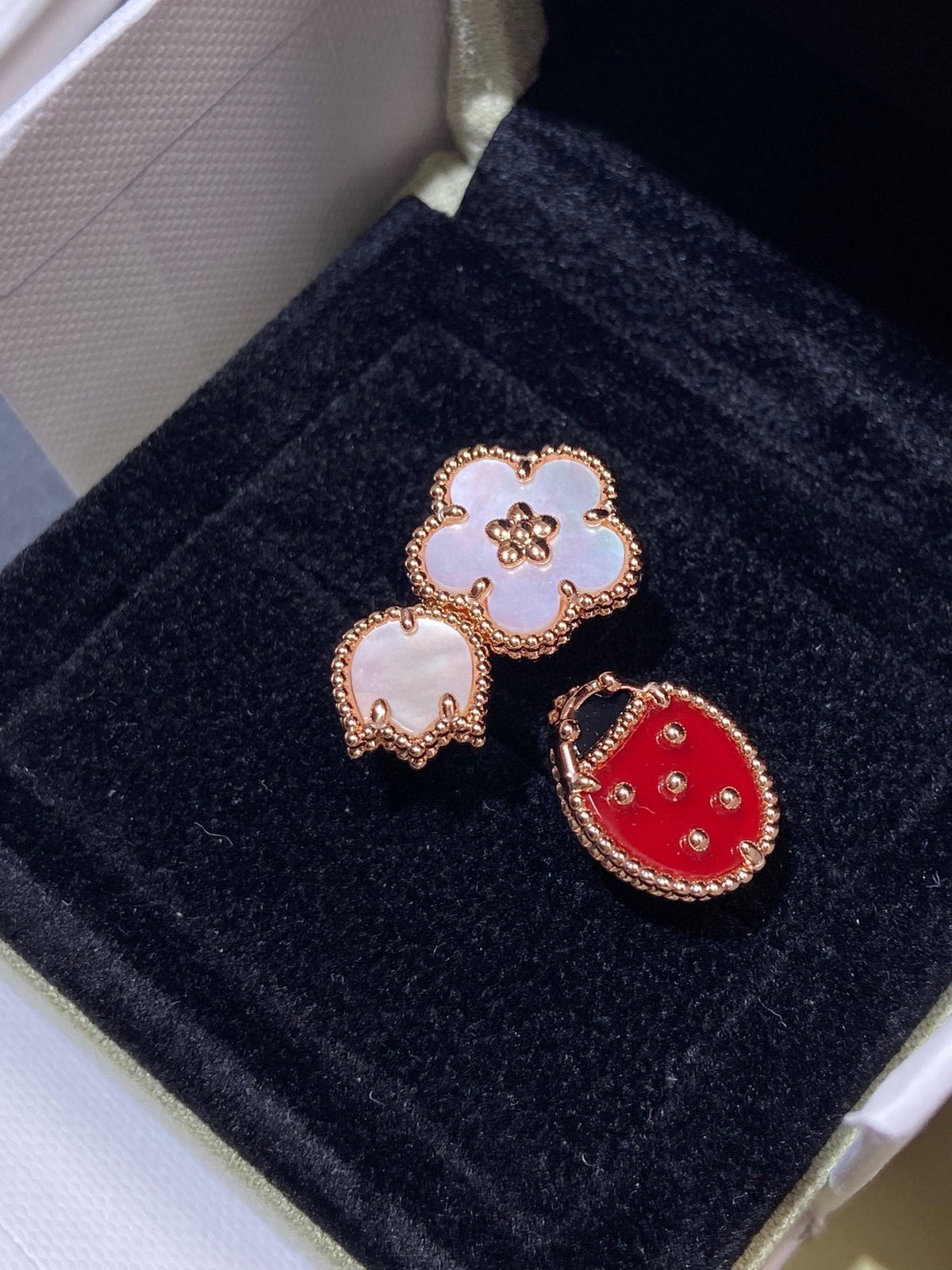[Royal Jewellery]LUCKY 3 MOTIF ROSE GOLD RING