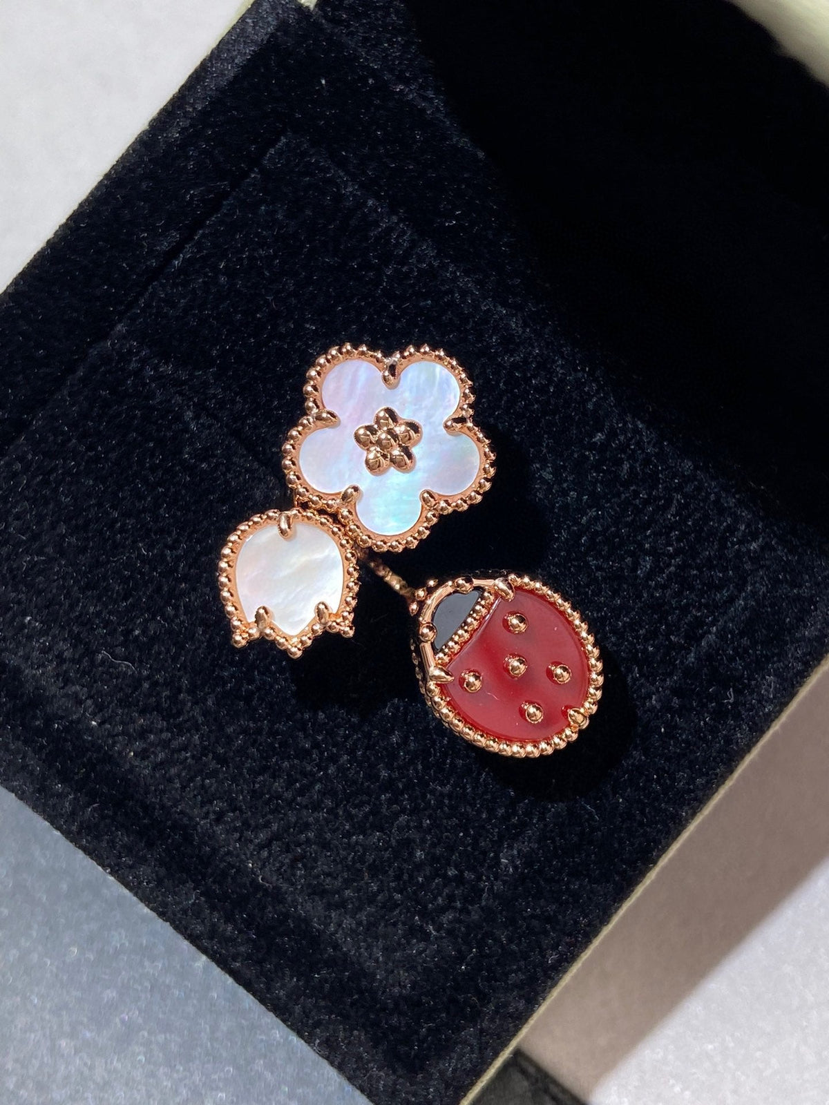 [Royal Jewellery]LUCKY 3 MOTIF ROSE GOLD RING