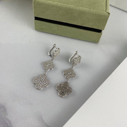 [Royal Jewellery]CLOVER 3 MOTIF DIAMOND SILVER DROP EARRINGS