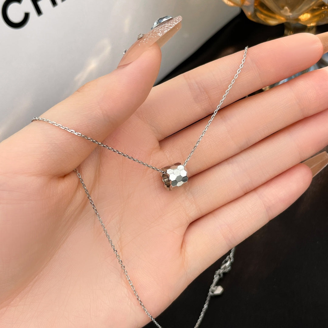 [Royal Jewellery]BEE MINI NECKLACE