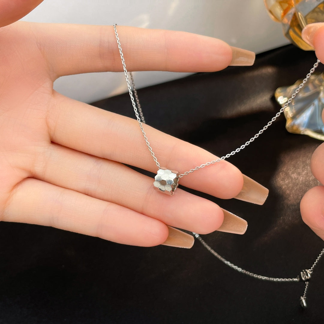 [Royal Jewellery]BEE MINI NECKLACE