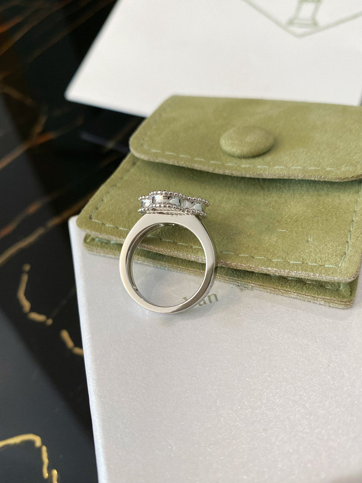 [Royal Jewellery]CLOVER SILVER RING