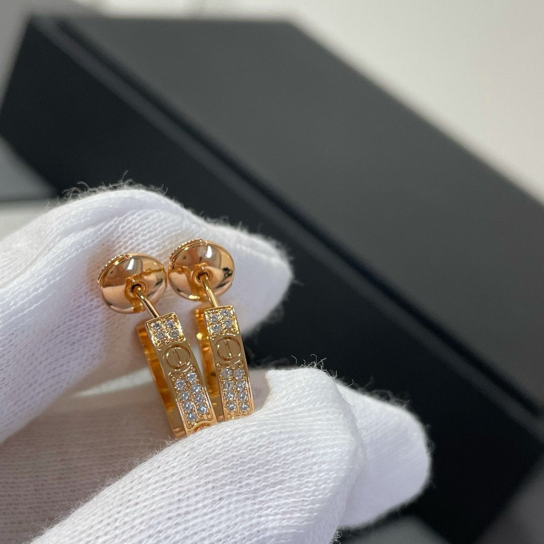 [Royal Jewellery]LOVE DIAMOND PINK GOLD HOOP EARRINGS