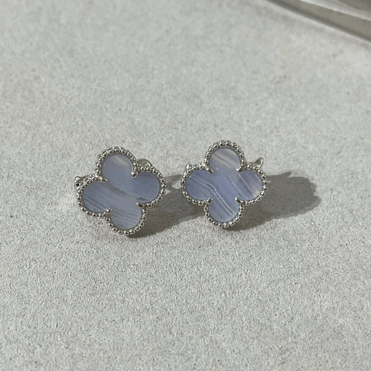 [Royal Jewellery]CLOVER CHALCEDONY SILVER STUD EARRINGS