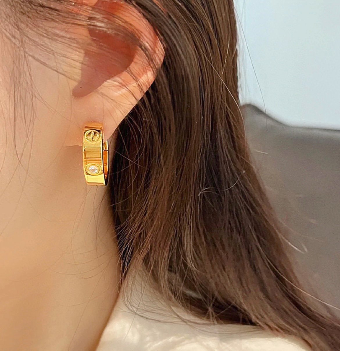 [Royal Jewellery]LOVE 5.5MM 1 DIAMOND EARRINGS