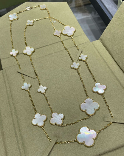 [Royal Jewellery]CLOVER 16 MOTIF WHITE MOP GOLD NECKLACE