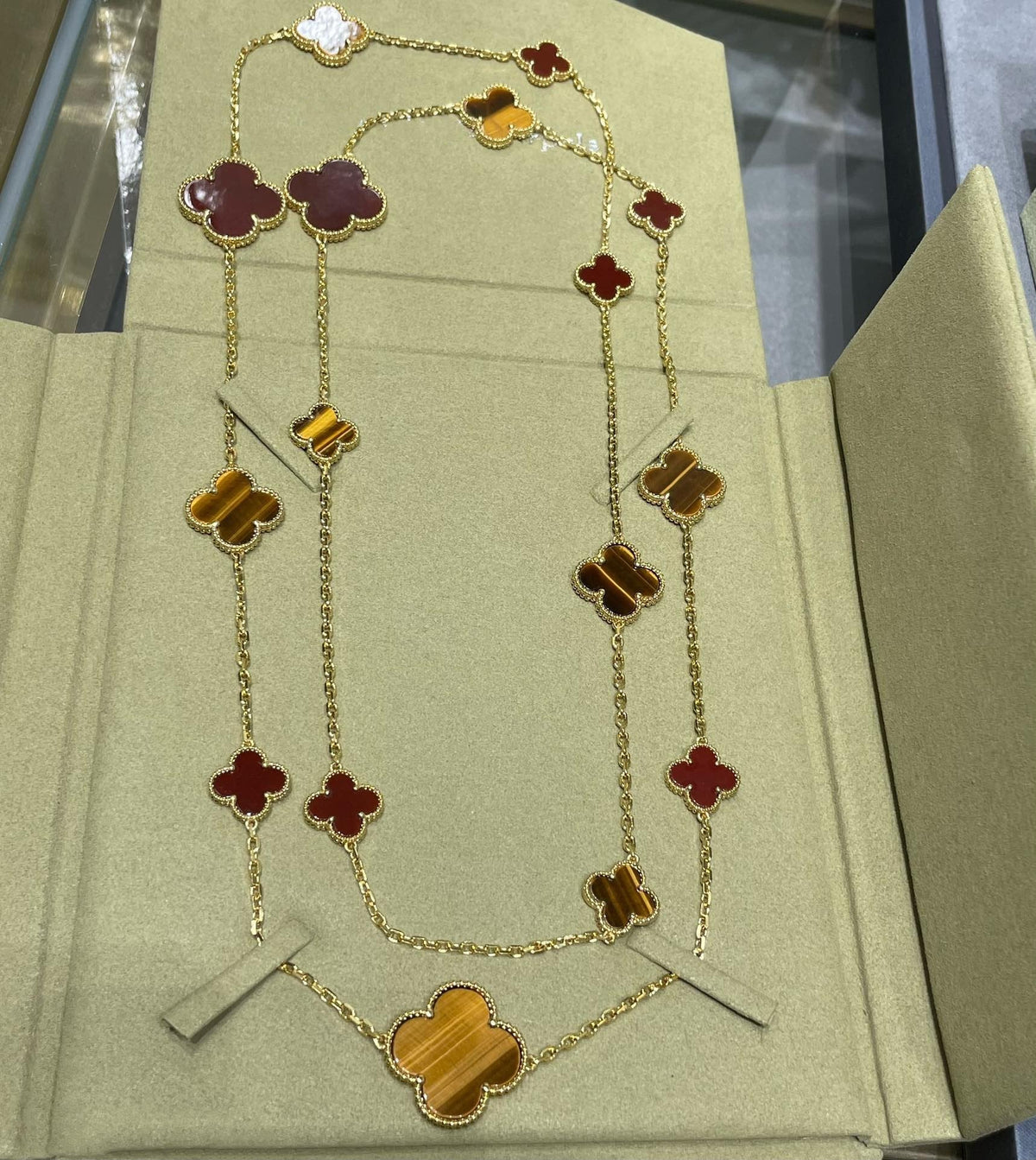 [Royal Jewellery]CLOVER 16 MOTIF CARNELIAN TIGER EYE ROSE GOLD NECKLACE