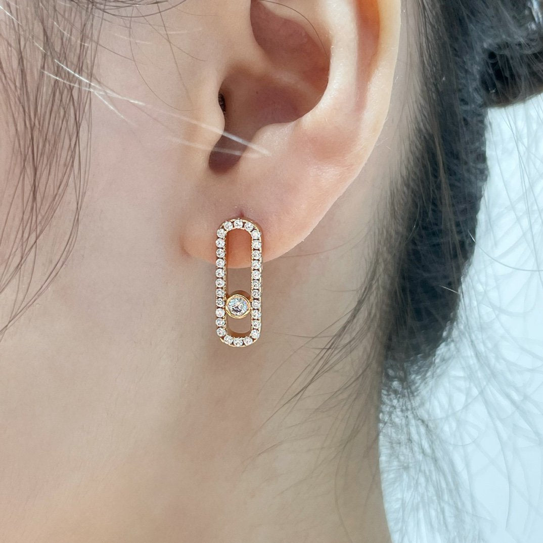 [Royal]MOVE UNO STUD DIAMOND PAVED EARRINGS