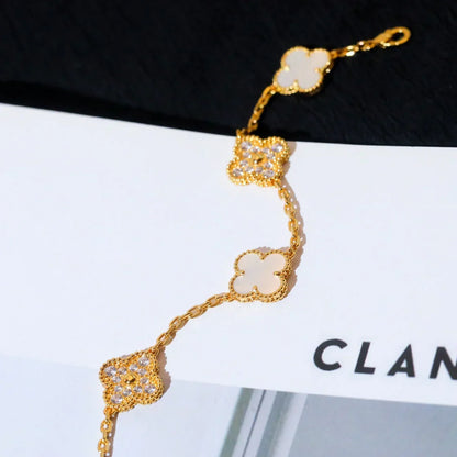[Royal Jewellery]CLOVER WHITE PEARL MOP 5 MOTIF BRACELET COLLECTION