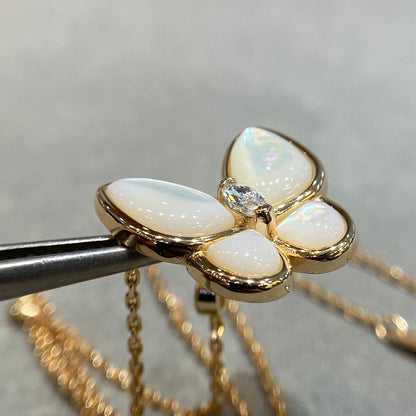 [Royal Jewellery]BUTTERFLY MOP DIAMOND NECKLACE
