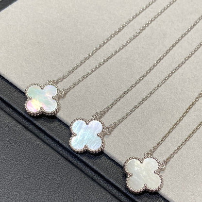 [Royal Jewellery]CLOVER MEDIUM SILVER WHITE MOP NECKLACE