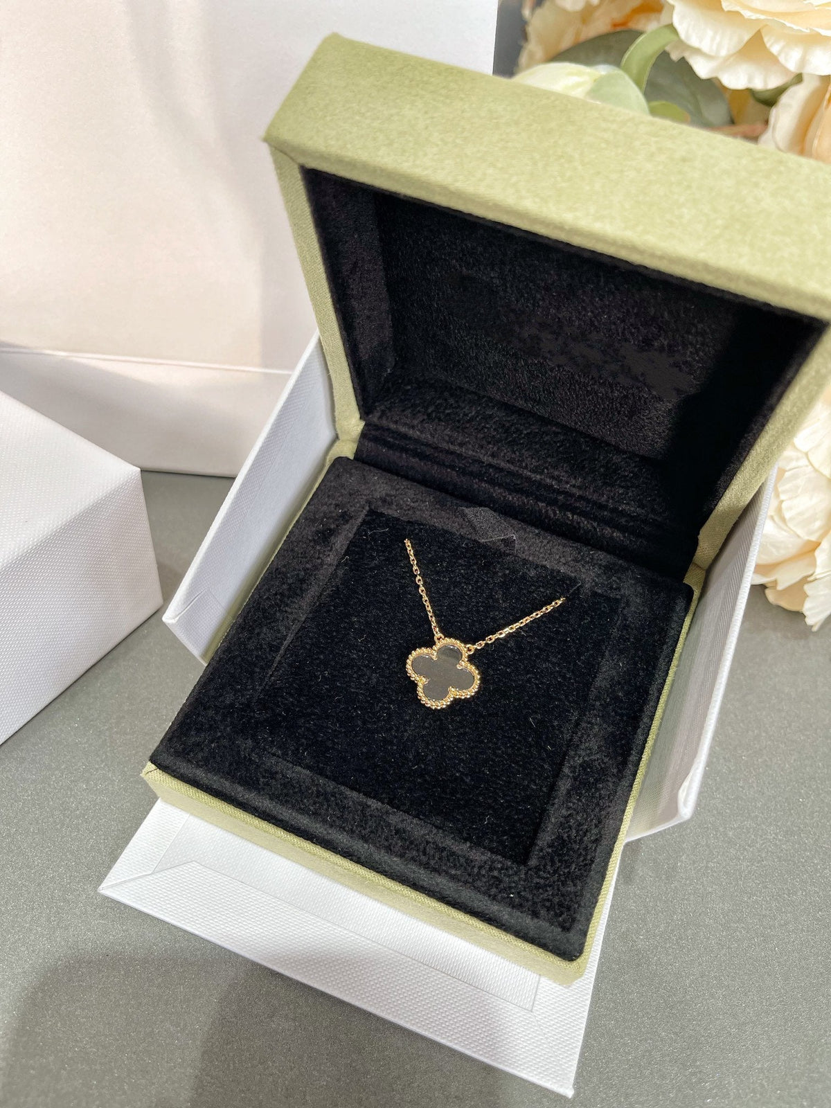 [Royal Jewellery]CLOVER ROCK CRYSTAL ROSE GOLD NECKLACE