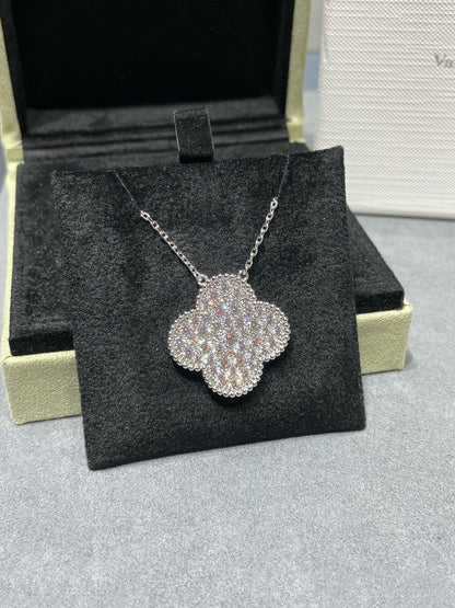 [Royal Jewellery]CLOVER 25MM LARGE PENDANT DIAMOND PAVED SILVER NECKLACE
