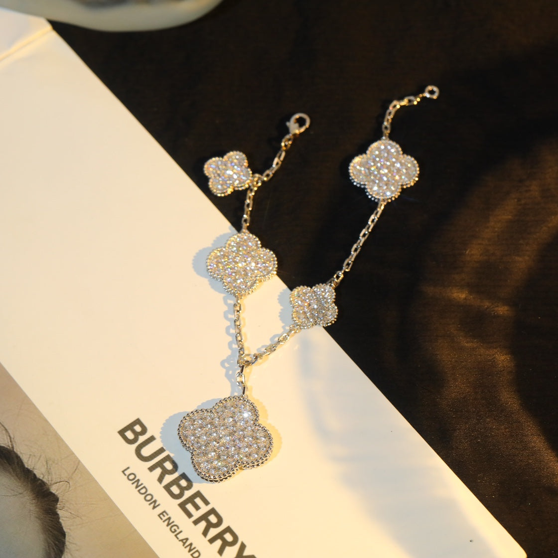 [Royal Jewellery]CLOVER BRACELET 5 MOTIF SILVER DIAMOND PAVED