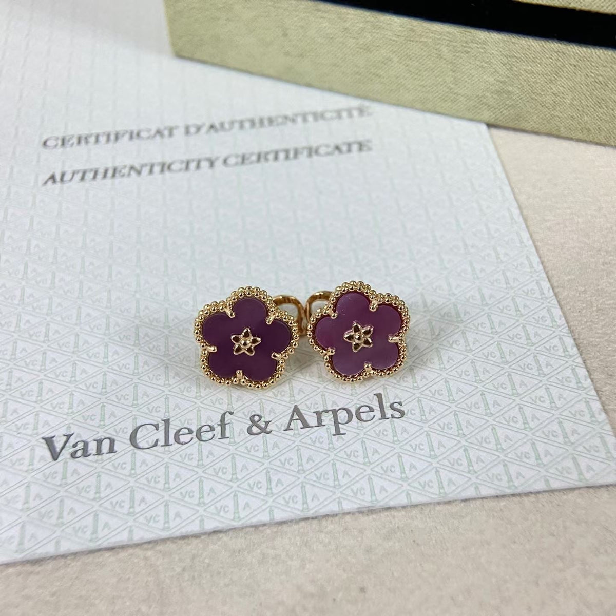 [Royal Jewellery]NEW PURPLE PLUM FRAGRANCE PLUM BLOSSOM GOLD EARRINGS