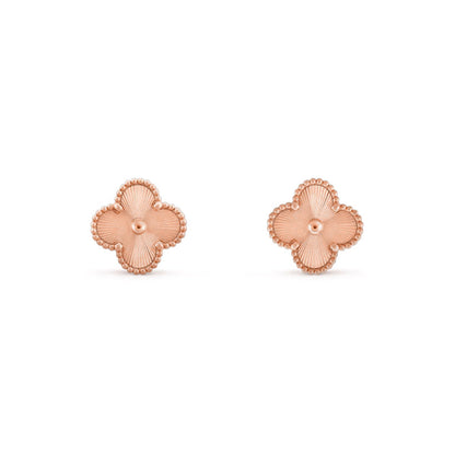[Royal]CLOVER 15MM EARRINGS COLLECTION