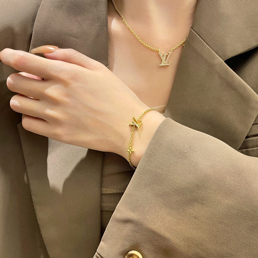 [Royal Jewellery]LOGO STAR MOTIF GOLD BRACELET