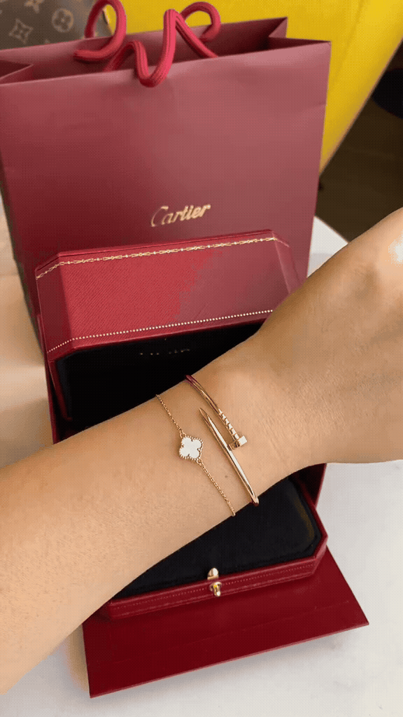 [Royal] Clover White Mother-of-Pearl & JUSTE Bracelet Stack Set