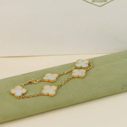 [Royal Jewellery]CLOVER WHITE PEARL MOP 5 MOTIF BRACELET COLLECTION