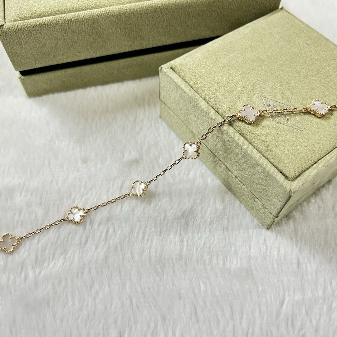 [Royal Jewellery]CLOVER 6 MOTIF WHITE MOP BRACELET