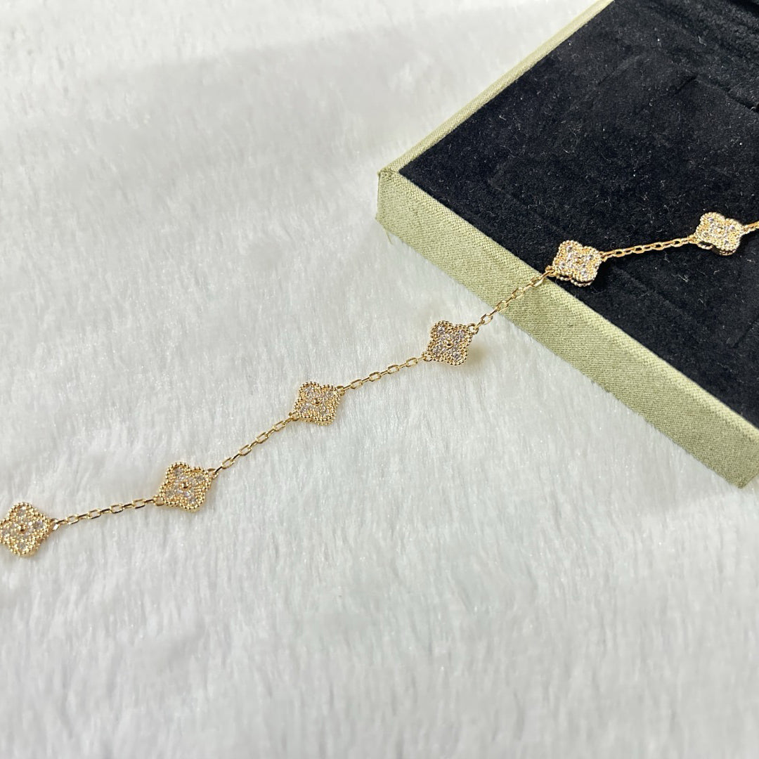 [Royal Jewellery]CLOVER 6 MOTIF DIAMOND BRACELET