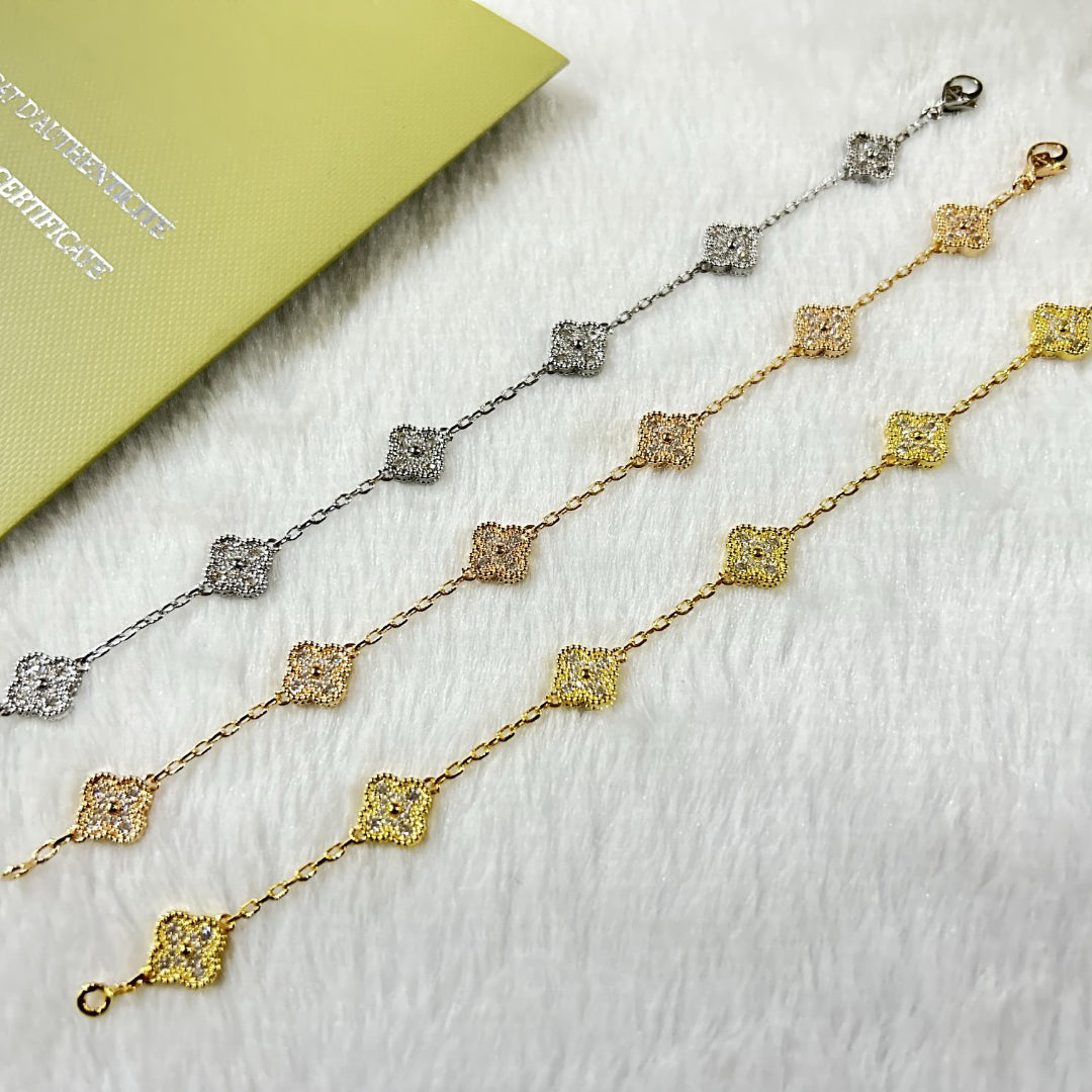 [Royal Jewellery]CLOVER 6 MOTIF DIAMOND BRACELET