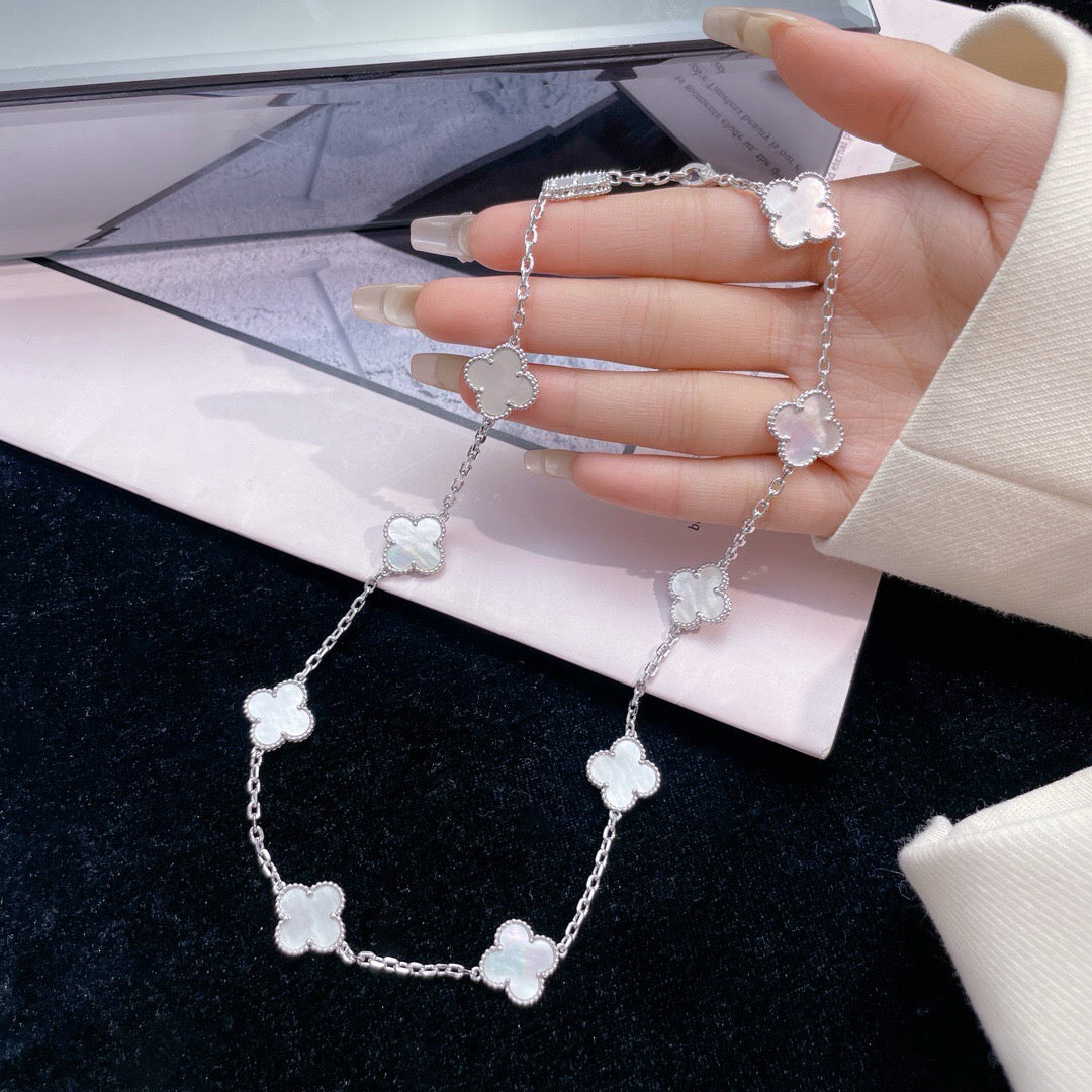 [Royal Jewellery]CLOVER 10 MOTIFS WHITE MOTHER OF PEARL NECKLACE