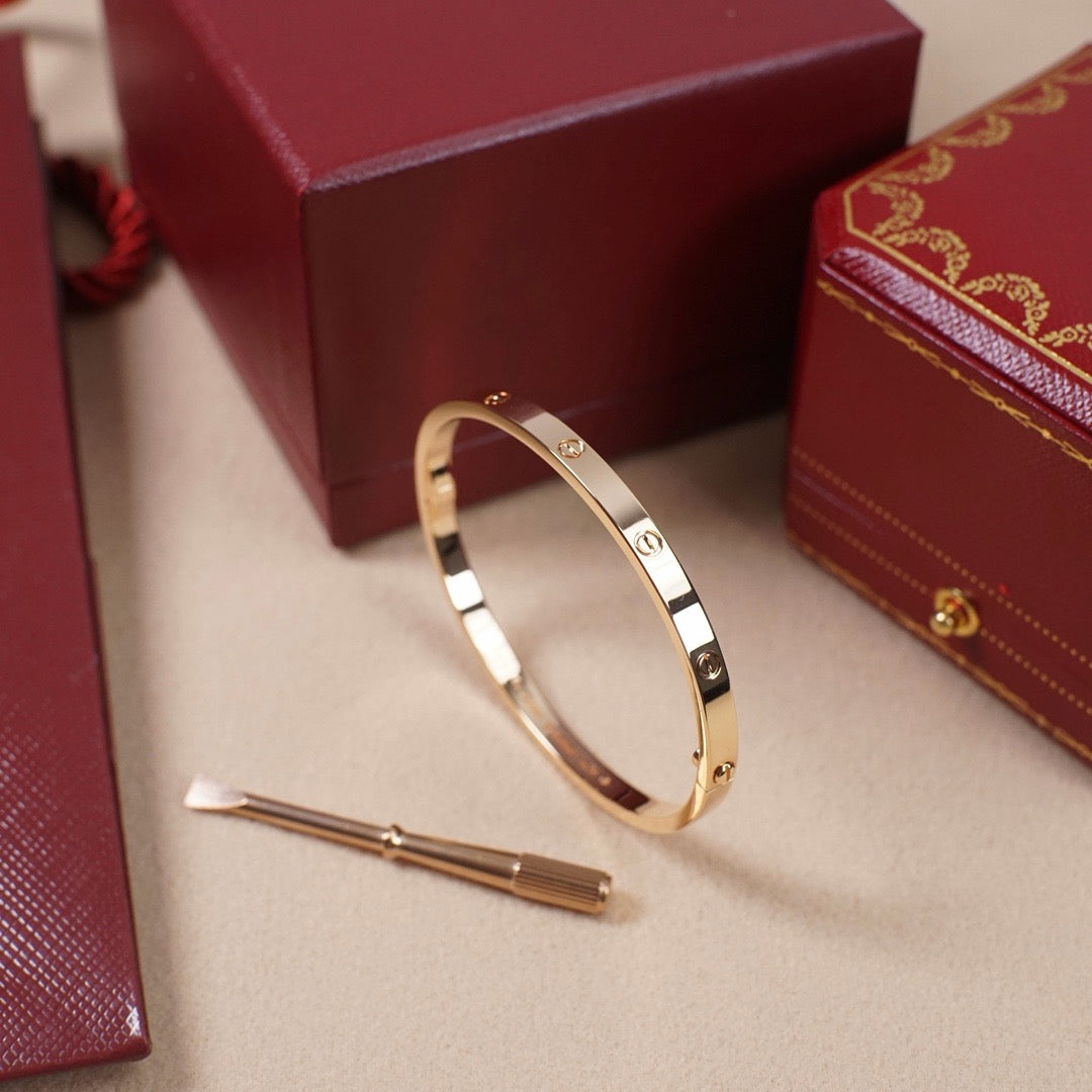 [Royal] LOVE & JUSTE Classic Bracelet Stack Set